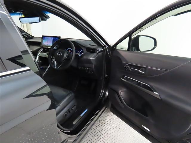 ハリアー Ｚ　レザーパッケージ　ワンオーナー　禁煙車　トヨタ認定中古車　純正ナビ　パノラミックビューモニター　シートベンチレーション　デジタルインナーミラー　パワーバックドア　トヨタセーフティーセンス　レーダークルーズコントロール（8枚目）