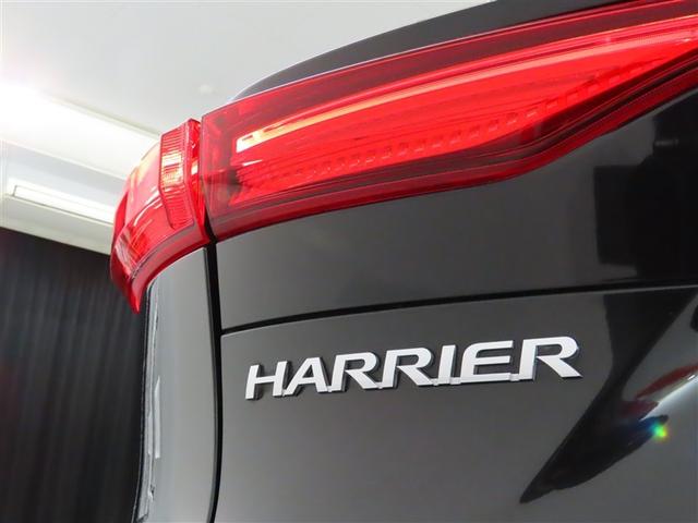 ハリアー Ｚ　レザーパッケージ　ワンオーナー　禁煙車　トヨタ認定中古車　純正ナビ　パノラミックビューモニター　シートベンチレーション　デジタルインナーミラー　パワーバックドア　トヨタセーフティーセンス　レーダークルーズコントロール（22枚目）