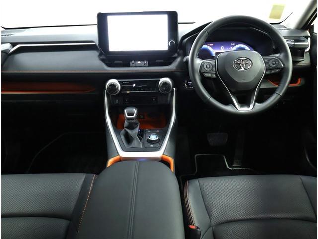 ＲＡＶ４ ハイブリッドアドベンチャー　ワンオーナー　禁煙車　トヨタ認定中古車　コネクティッドナビ　バックカメラ　シートベンチレーション　前後ドライブレコーダー　トヨタセーフティーセンス　レーダークルーズコントロール　クリアランスソナー（3枚目）