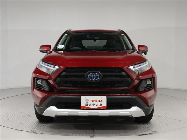 ＲＡＶ４ ハイブリッドアドベンチャー　ワンオーナー　禁煙車　トヨタ認定中古車　コネクティッドナビ　バックカメラ　シートベンチレーション　前後ドライブレコーダー　トヨタセーフティーセンス　レーダークルーズコントロール　クリアランスソナー（6枚目）