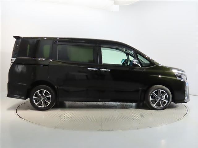 ヴォクシー ＺＳ　煌ＩＩＩ（4枚目）