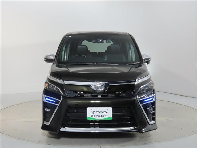 ヴォクシー ＺＳ　煌ＩＩＩ（5枚目）