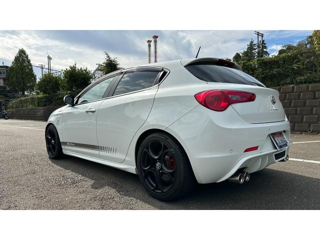 ジュリエッタ スポルティーバ パドルシフト ETC NOVITECマフラー、NOVITEC リアバンパースポイラ-、ローダウン、Dレコーダー、シートヒーター、Pシート ドライブレコーダー タイミングベルト、ウォーターポンプ交換済(20枚目)