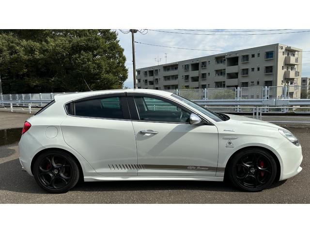 ジュリエッタ スポルティーバ パドルシフト ETC NOVITECマフラー、NOVITEC リアバンパースポイラ-、ローダウン、Dレコーダー、シートヒーター、Pシート ドライブレコーダー タイミングベルト、ウォーターポンプ交換済(28枚目)