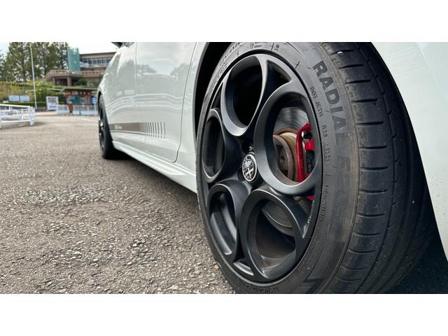 ジュリエッタ スポルティーバ パドルシフト ETC NOVITECマフラー、NOVITEC リアバンパースポイラ-、ローダウン、Dレコーダー、シートヒーター、Pシート ドライブレコーダー タイミングベルト、ウォーターポンプ交換済(34枚目)
