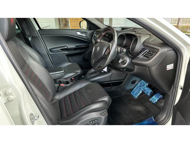 ジュリエッタ スポルティーバ パドルシフト ETC NOVITECマフラー、NOVITEC リアバンパースポイラ-、ローダウン、Dレコーダー、シートヒーター、Pシート ドライブレコーダー タイミングベルト、ウォーターポンプ交換済(37枚目)
