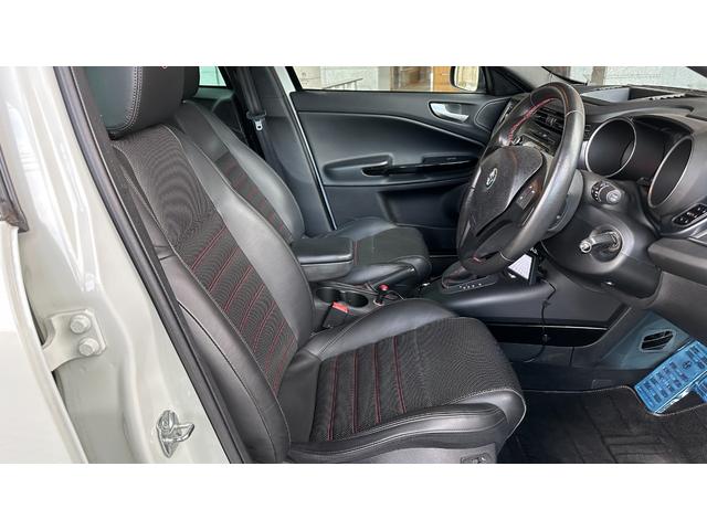 ジュリエッタ スポルティーバ パドルシフト ETC NOVITECマフラー、NOVITEC リアバンパースポイラ-、ローダウン、Dレコーダー、シートヒーター、Pシート ドライブレコーダー タイミングベルト、ウォーターポンプ交換済(38枚目)
