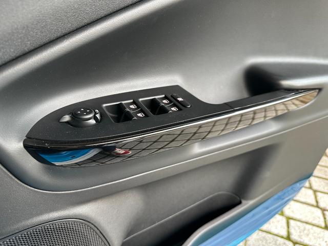 ジュリエッタ スポルティーバ パドルシフト ETC NOVITECマフラー、NOVITEC リアバンパースポイラ-、ローダウン、Dレコーダー、シートヒーター、Pシート ドライブレコーダー タイミングベルト、ウォーターポンプ交換済(68枚目)