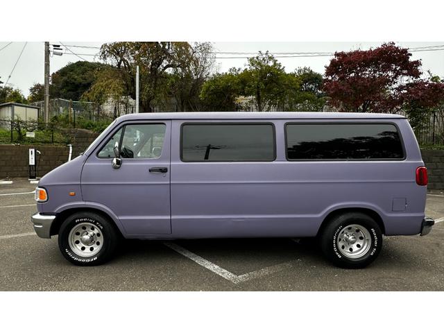 ダッジ・バン ベースグレード　ミディアム　スライドドア　観音開き（7枚目）