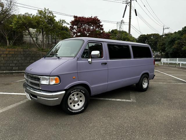 ダッジ・バン ベースグレード　ミディアム　スライドドア　観音開き（8枚目）