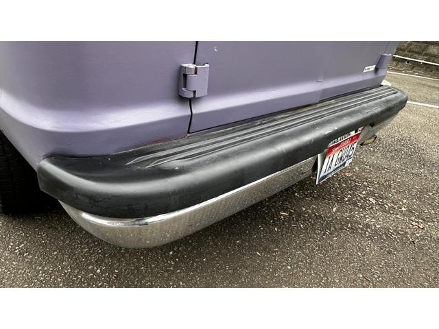 ダッジ・バン ベースグレード　ミディアム　スライドドア　観音開き（18枚目）