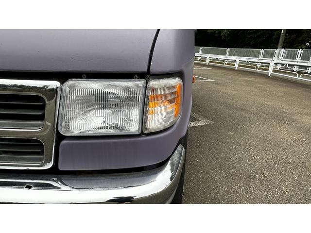 ダッジ・バン ベースグレード　ミディアム　スライドドア　観音開き（21枚目）