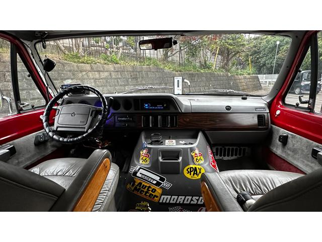 ダッジ・バン ベースグレード　ミディアム　スライドドア　観音開き（38枚目）