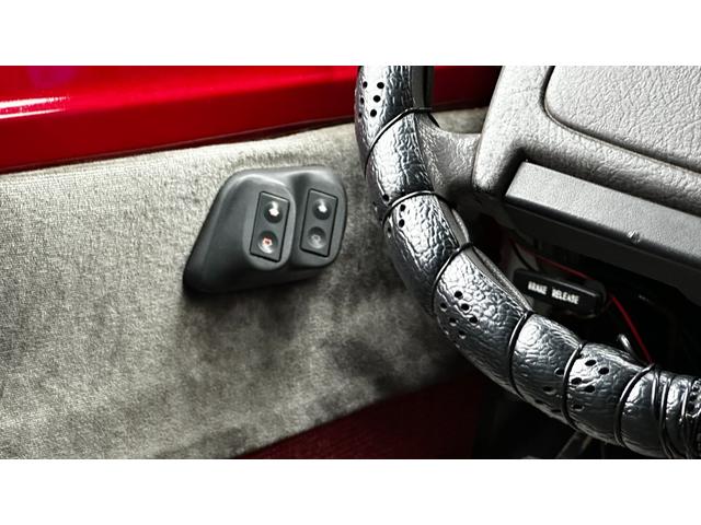 ダッジ・バン ベースグレード　ミディアム　スライドドア　観音開き（42枚目）