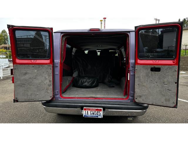 ダッジ・バン ベースグレード　ミディアム　スライドドア　観音開き（52枚目）