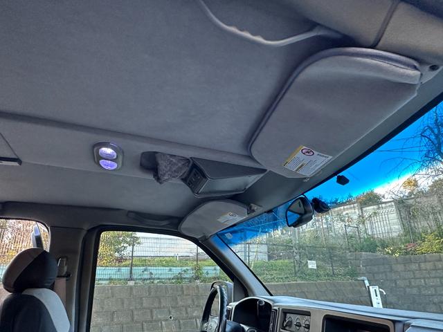 シボレーエクスプレス ベースグレード　５ドア　リアドア観音開き（12枚目）