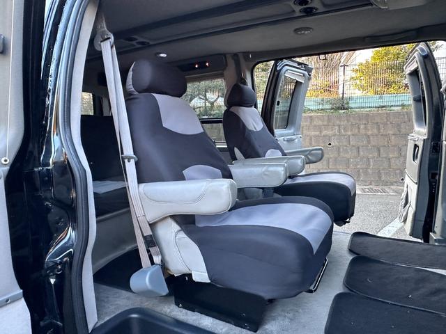 シボレーエクスプレス ベースグレード　５ドア　リアドア観音開き（15枚目）