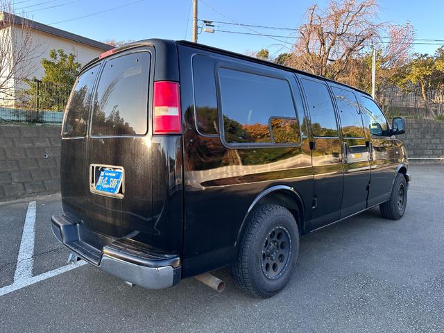 シボレーエクスプレス ベースグレード　５ドア　リアドア観音開き（42枚目）