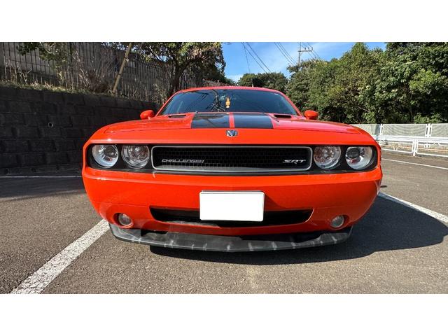 ダッジ・チャレンジャー SRT8(2枚目)