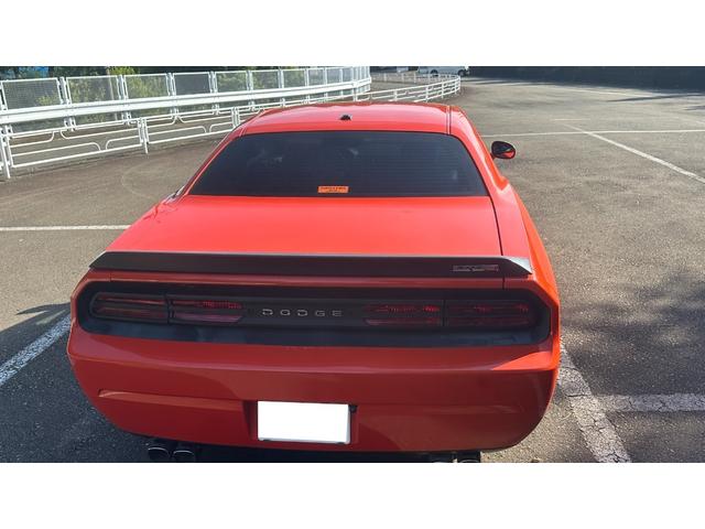 ダッジ・チャレンジャー SRT8(12枚目)