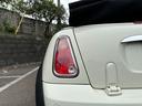 クーパー　コンバーチブル　サイドウォーク　特別仕様車電動オープンカー本革シート＆シートヒーター特別仕様専用１７インチアルミ　ペッパーホワイト　ＥＴＣ（43枚目）