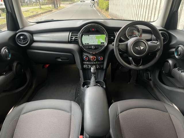 ＭＩＮＩ クーパー　５ドア　ワンオーナー　取説　記録簿　スマートキー（4枚目）