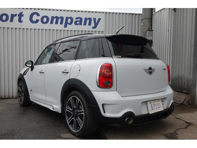 ＭＩＮＩ ジョンクーパーワークス　クロスオーバー　ジョンクーパーワークス　クロスオーバー（５名）　黒本革シート　ナビ　フルセグＴＶ　バックモニター　１年保証（2枚目）