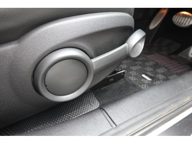 ＭＩＮＩ ジョンクーパーワークス　クロスオーバー　ジョンクーパーワークス　クロスオーバー（５名）　黒本革シート　ナビ　フルセグＴＶ　バックモニター　１年保証（36枚目）