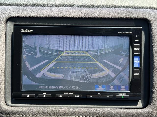 ヴェゼル ハイブリッドＲＳ・ホンダセンシング　バックモニタ－　盗難防止システム　シートヒータ　１オーナ　衝突軽減ブレーキシステム　サイドエアバッグ　クルコン　ナビ＆ＴＶ　ＵＳＢ　ＤＶＤ再生可能　エアバック（5枚目）