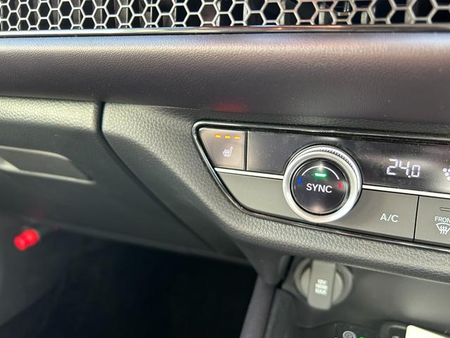 ZR-V e:HEVZ 当社デモカー レザー Bカメラ サイドエアバック ナビTV LEDヘッドライト USB接続 地デジ Sヒーター ETC車載器 パワーステアリング スマートキー 横滑り防止 キーフリー パワーウインドウ(5枚目)