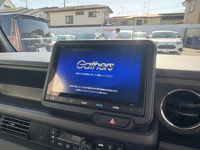 N-BOXカスタム ターボコーディネートスタイル 当社デモカー クルコン スマートキ- パワーステアリング VSA エアコン LEDライト パワーウィンドウ アイドリングストップ カーテンエアバッグ キーレス ターボエンジン 両席エアバック ABS(2枚目)