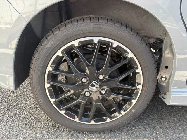 N-BOXカスタム ターボコーディネートスタイル 当社デモカー クルコン スマートキ- パワーステアリング VSA エアコン LEDライト パワーウィンドウ アイドリングストップ カーテンエアバッグ キーレス ターボエンジン 両席エアバック ABS(8枚目)