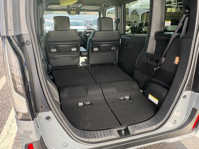 N-BOXカスタム ターボコーディネートスタイル 当社デモカー クルコン スマートキ- パワーステアリング VSA エアコン LEDライト パワーウィンドウ アイドリングストップ カーテンエアバッグ キーレス ターボエンジン 両席エアバック ABS(11枚目)