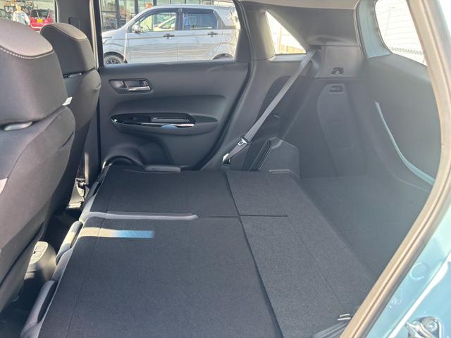 フィット e:HEVクロスター 衝突回避システム 1オーナー フルオートエアコン 整備記録簿 LEDランプ エアバッグ サイドエアバック 地デジ オートクルーズコントロール VSA ETC バックカメラ USB(13枚目)