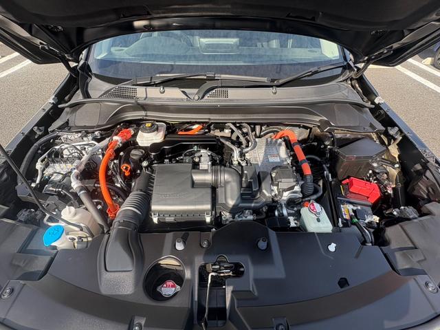 ヴェゼル e:HEVZ 1オーナー ドラレコ付き Rカメラ 記録簿 フルセグテレビ スマ-トキ- ETC車載器 アクティブクルーズ サイドエアバッグ ナビTV フルオートエアコン 横滑り防止 4WD車 ABS(12枚目)