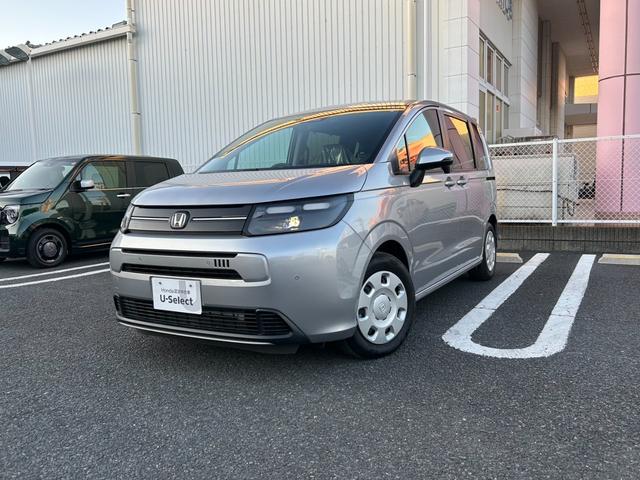 フリード エアー　当社デモカー　クルコン　サイドカーテンエアバック　ＵＳＢ　フルオートエアコン　３列シート　フルセグ　キーレス　ＬＥＤヘッドランプ　ワンオーナー　衝突軽減　パワーステアリング　Ｂカメラ　スマートキー（18枚目）