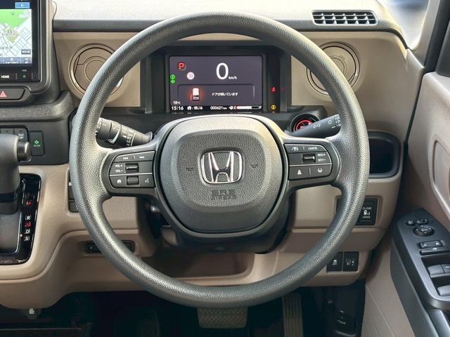 N-BOXジョイ ベースグレード 当社デモカー 踏み間違い防止装置 Bカメラ 横滑り防止機能 LEDランプ 点検記録簿 クルーズコントロール パワーウィンドウ 前席シートヒーター スマートキー 両側電動ドア オートエアコン キーレス(10枚目)