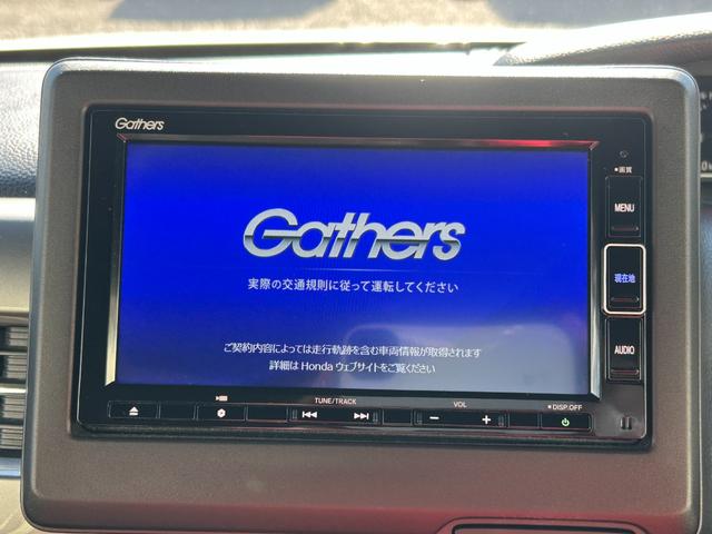 N-BOXカスタム Lターボスタイル+ブラック ターボエンジン スマ-トキ- エアバック 横滑り防止機能 ナビ&TV サイドカーテンエアバック USB接続 クルーズコントロール 助手席エアバッグ 地デジ LEDライト(2枚目)