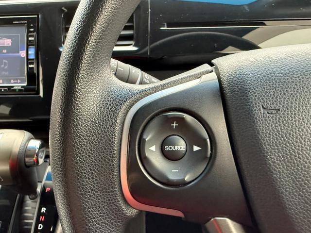 ���_��ς��邱�ƂȂ��n���h���̎茳�ŉ��ʒ�����`�����l���ύX�Ȃǂ�����ł��܂��I�I