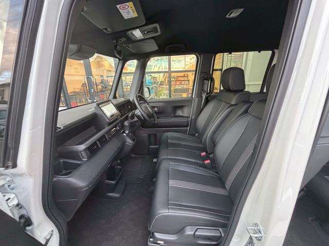 Ｎ－ＢＯＸカスタム ターボコーディネートスタイル　両側電動ドア　Ｒカメラ　クルコン　スマートキ－　パワーステアリング　ＥＴＣ　ＶＳＡ　セキュリティ　エアコン　ＬＥＤライト　パワーウィンドウ　アイドリングストップ　ＵＳＢ（13枚目）