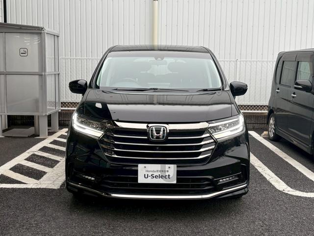 オデッセイハイブリッド ｅ：ＨＥＶアブソルート　サイドカーテンエアバック　衝突被害軽減ブレーキ　ＬＥＤヘッドランプ　記録簿　両電動ドア　ＵＳＢ　ＤＶＤ　バックカメラ　電動シート　フルオートエアコン　３列シート　スマートキー（21枚目）