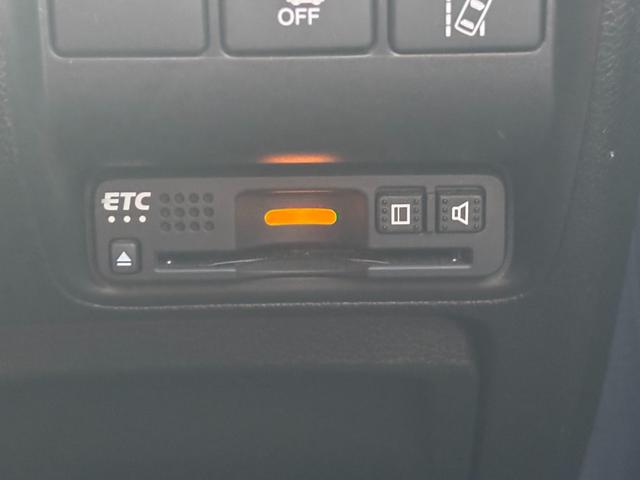 �d�s�b�𑕔����Ă��܂��̂ŗ��������L���b�V�����X�ŃX���[�Y�ɒʉߏo���܂���