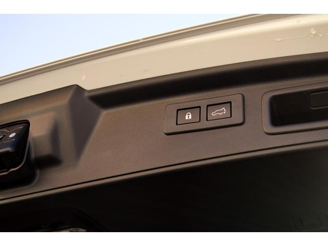 フォレスター Ｘ－ブレイク　純正ナビＴＶ地デジフルセグ　バックカメラ　ＥＴＣ２．０　パワーバックドア　デジタルインナーミラー　衝突軽減　車線逸脱　追従クルーズコントロール　スマートキー　ＬＥＤライト　禁煙車　シートヒーター（26枚目）