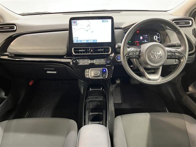 アクア Ｇ　ＶＳＣ　衝突軽減ブレーキ　メモリナビ　バックモニター　ＬＥＤ　クルーズコントロール　スマートキー　ＥＴＣ車載器　ＡＣ１００Ｖ　フルセグＴＶ　ナビＴＶ　パワーウィンドウ　イモビライザー　サイドエアバック（5枚目）