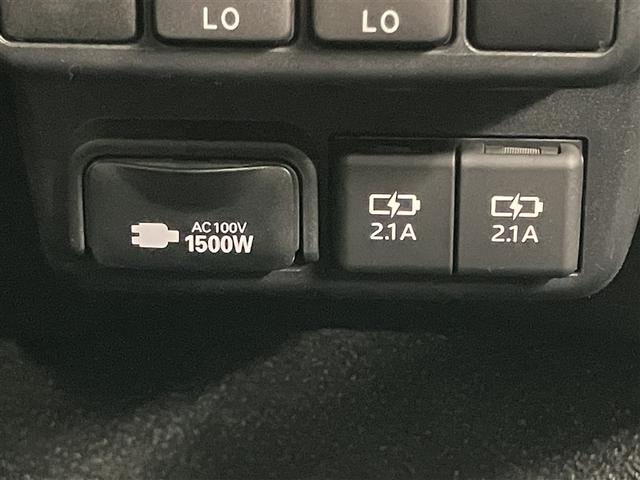 シエンタ ハイブリッドG クエロ 7人乗り 走行28000キロ 全周囲モニター ナビ&フルセグTV Bluetooth 両側電動スライドドア LEDヘッドライト ドラレコ スマートキー ETC ワンオーナー 定期点検記録簿(11枚目)