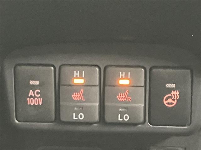 シエンタ ハイブリッドG クエロ 7人乗り 走行28000キロ 全周囲モニター ナビ&フルセグTV Bluetooth 両側電動スライドドア LEDヘッドライト ドラレコ スマートキー ETC ワンオーナー 定期点検記録簿(19枚目)