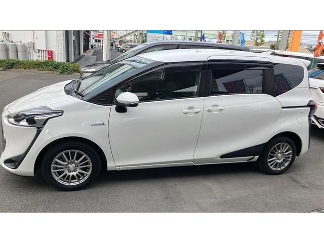 シエンタ ハイブリッド ファンベースG ESC プリクラッシュセーフティー パワステ メディアプレイヤー接続 運転席エアバック 整備記録簿 100V バックモニタ- LEDライト イモビライザー AW フルセグTV ドライブレコーダー(2枚目)