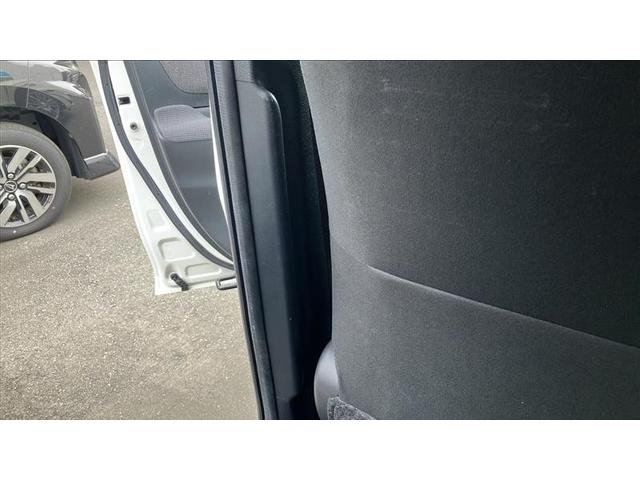 シエンタ ハイブリッド ファンベースG ESC プリクラッシュセーフティー パワステ メディアプレイヤー接続 運転席エアバック 整備記録簿 100V バックモニタ- LEDライト イモビライザー AW フルセグTV ドライブレコーダー(21枚目)