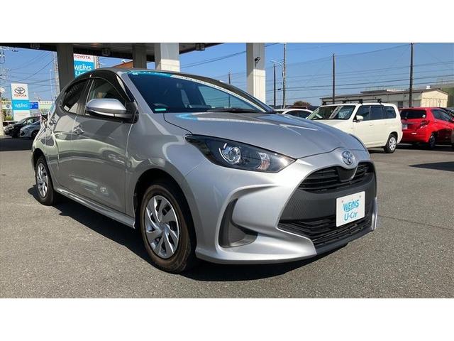 ヤリス G カーナビ Bカメラ エアコン スマートキー&プッシュスタート メモリーナビゲーション イモビ 横滑り防止システム クルーズC ABS パワーウィンドウ パワーステアリング Wエアバック ETC車載器(6枚目)