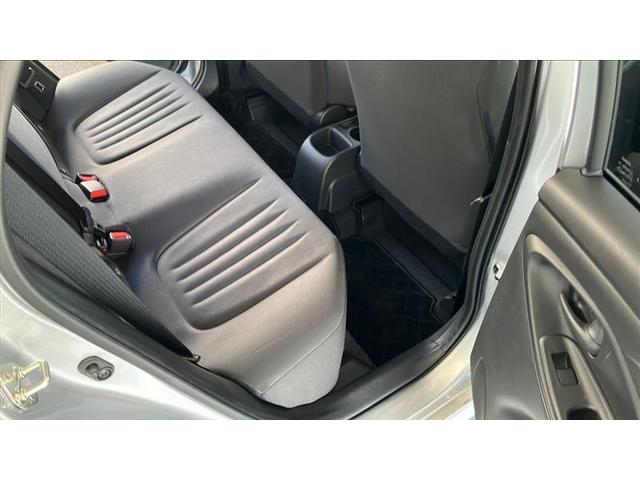 ヤリス G カーナビ Bカメラ エアコン スマートキー&プッシュスタート メモリーナビゲーション イモビ 横滑り防止システム クルーズC ABS パワーウィンドウ パワーステアリング Wエアバック ETC車載器(19枚目)